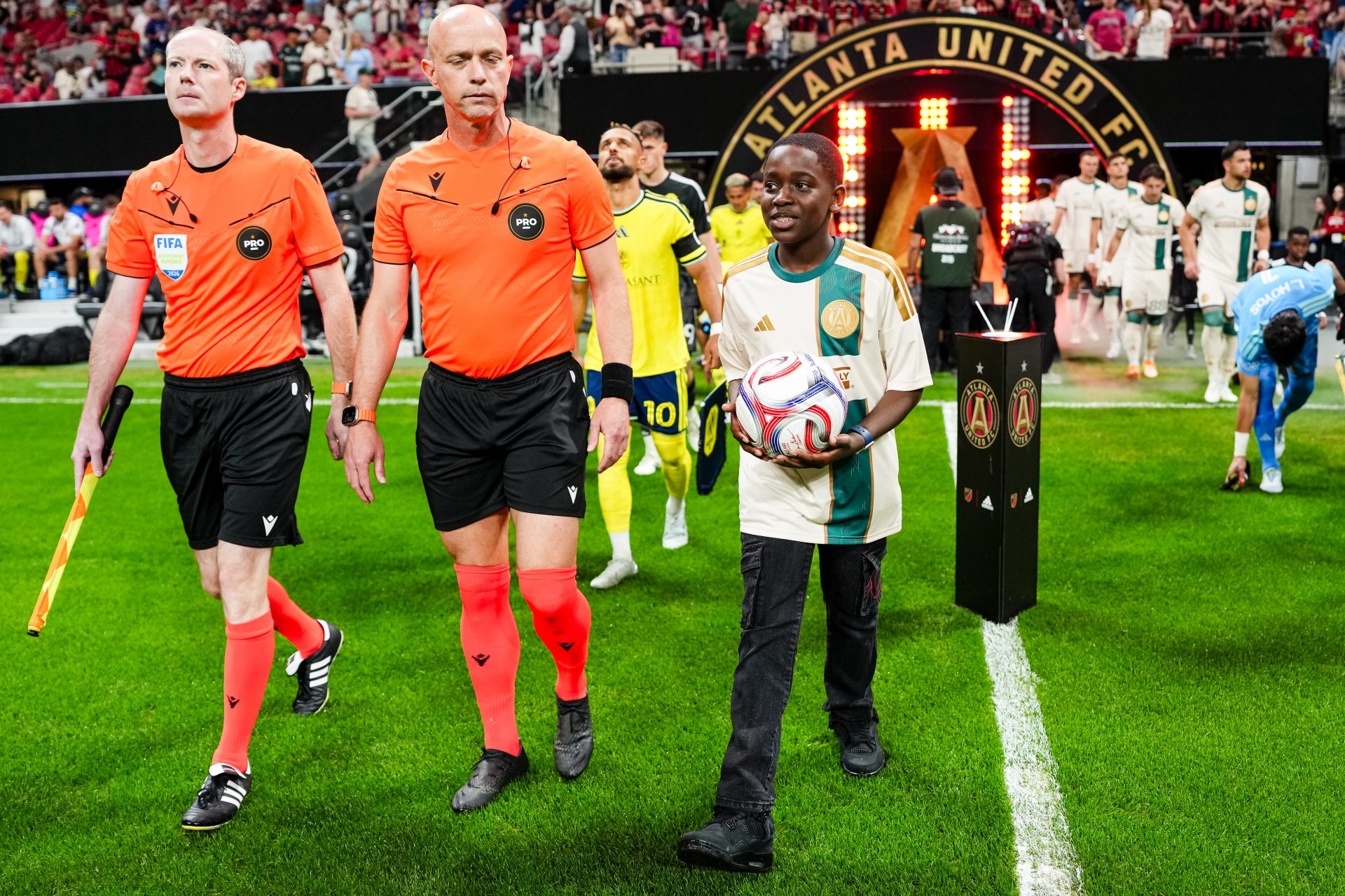 The Honorary Captain before the match against Nashville SC at Mercedes-Benz Stadium in Atlanta, GA on Saturday April 18, 2026. (Photo by Taylor McLaughlin/Atlanta United)
